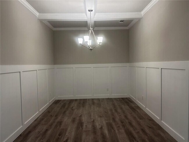 Foto del edificio - 4070 Mayhill Cir