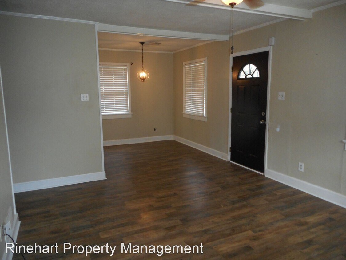 Foto del edificio - 3 br, 1 bath House - 1003 McDow Drive