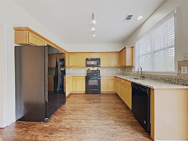 Building Photo - 516 Mullein Trace