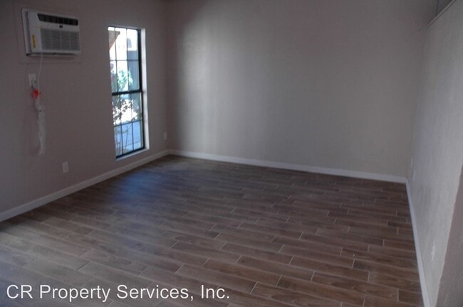 Building Photo - 2505 E Monroe St