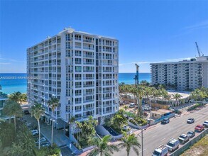 Building Photo - 9341 Collins Ave
