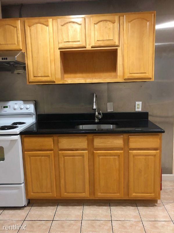 Foto principal - 110 N 10th St