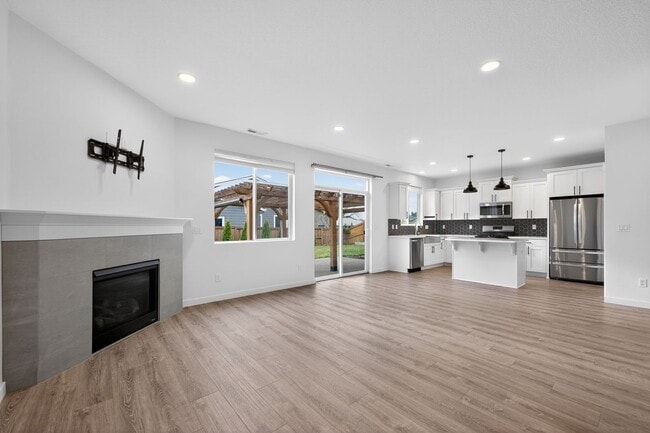 Building Photo - 2595 S Ginger St