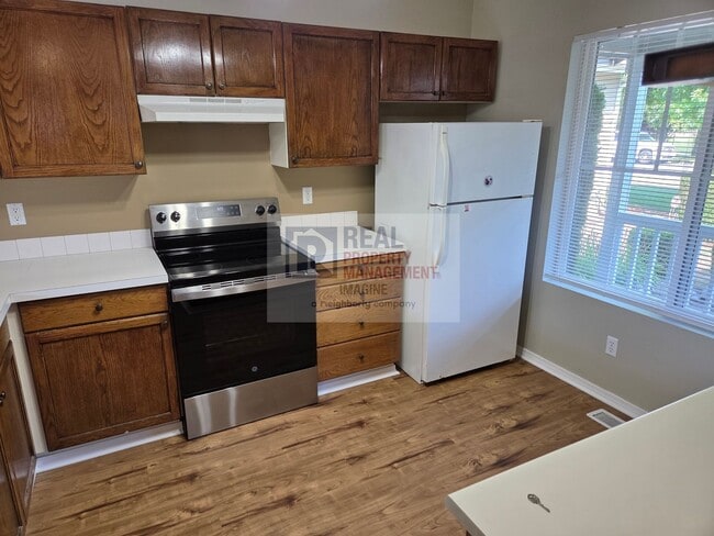 Foto del edificio - Check out this wonderful 3.0 bedroom, 2.0 ...