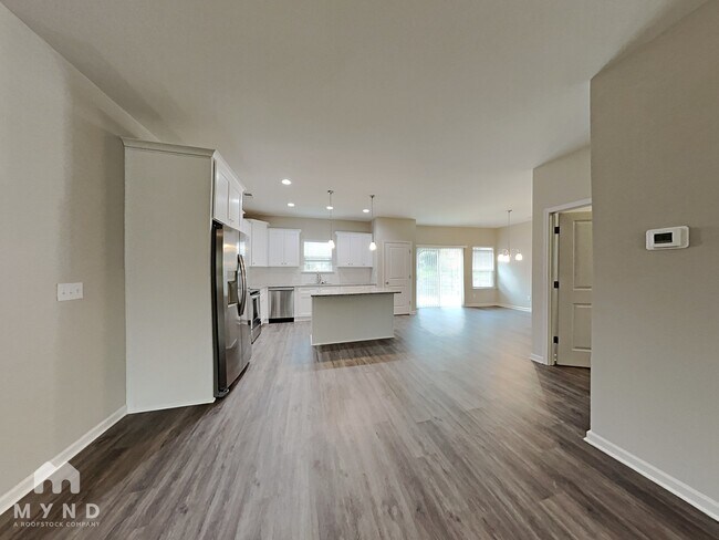 Building Photo - 1513 Allenbrook Dr