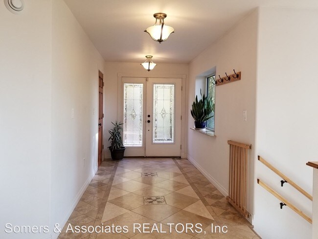 Building Photo - 4 br, 4 bath House - 1430 McGrath Rd.