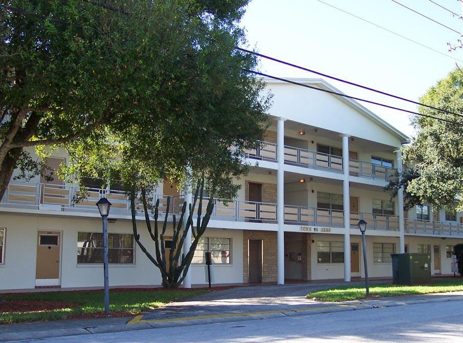 Photo - 911 Washington Ave SW (Largo, FL)