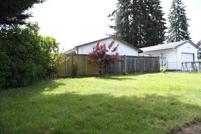 Building Photo - 6303 Olympic Dr