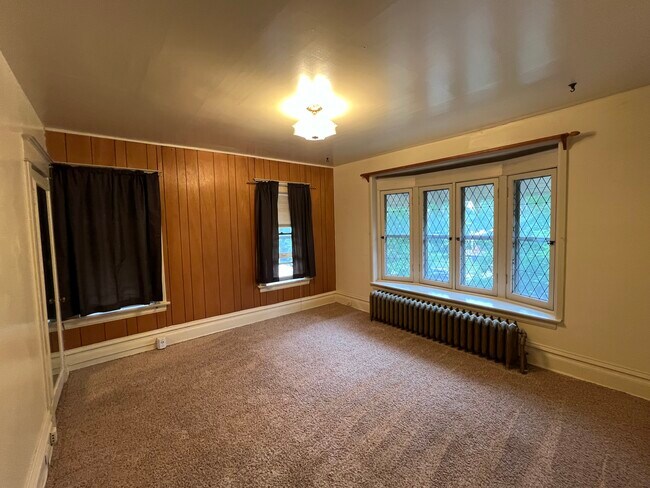 Foto del edificio - 222 Lafayette Ave NE