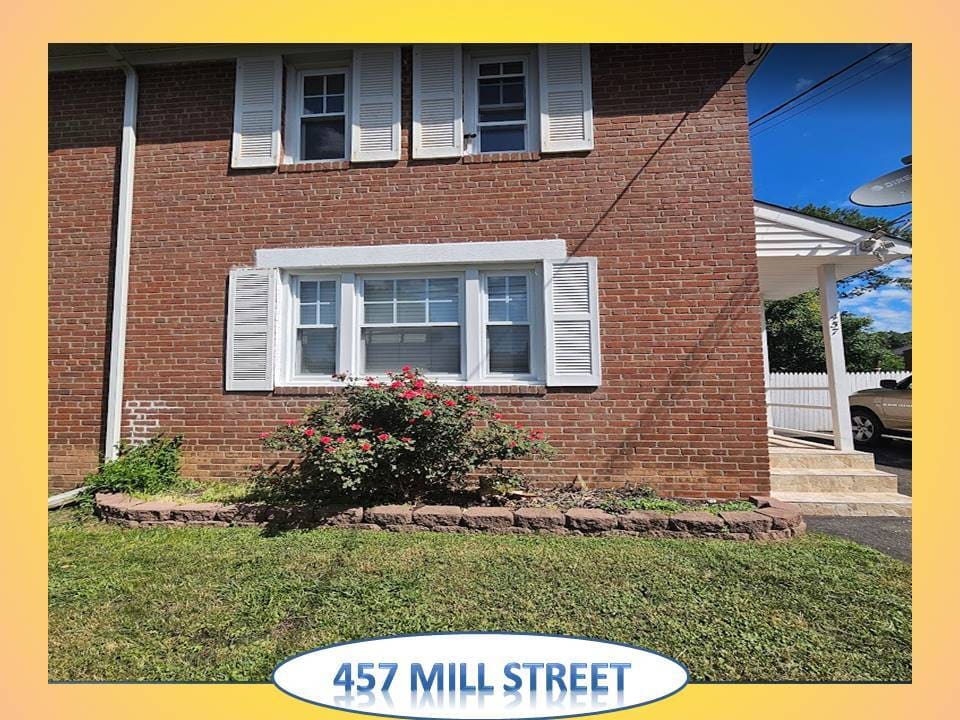 Photo - 457 Mill St (Southington, CT)