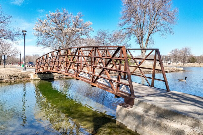 Bridge at Duck Pond in Halleck Park.