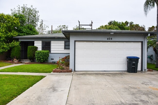 Photo - Steps to Chapman College House