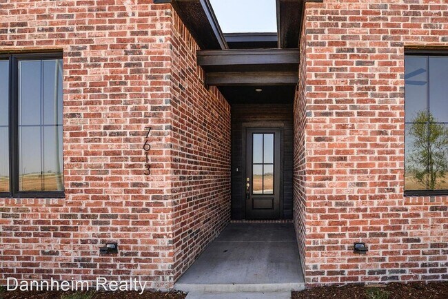 Foto del edificio - 4 br, 3 bath House - 7613 52nd  7613 52nd