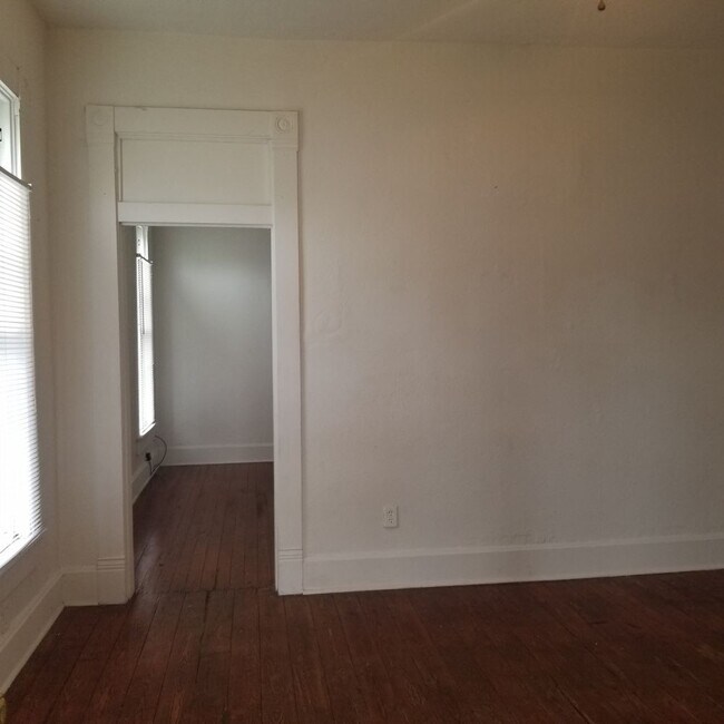 Building Photo - 3BR Garfield Park House