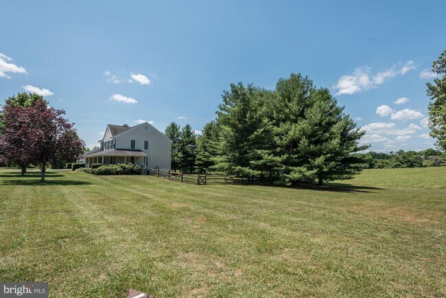 Foto del edificio - 41383 Springfield Ln