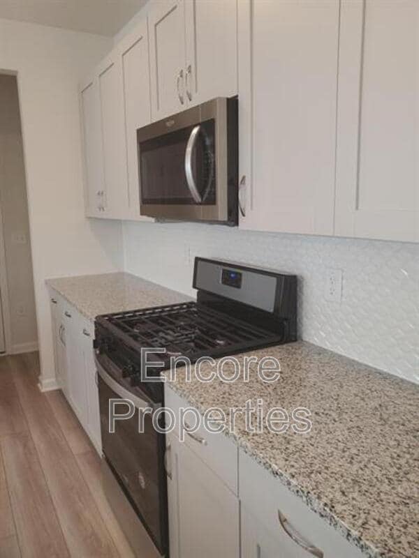 Building Photo - 747 Amarra Dr