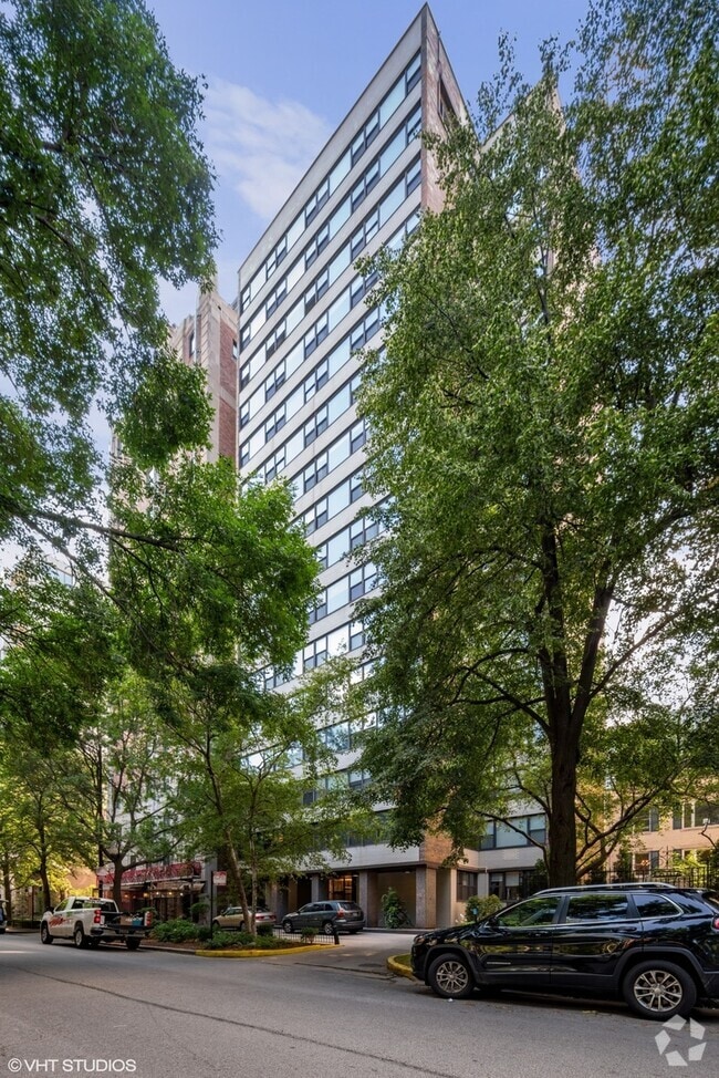 Building Photo - 1540 N State Pkwy