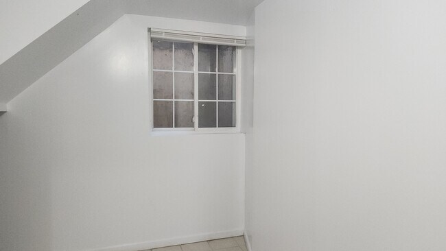 Building Photo - 3741 60th St