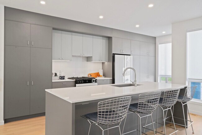 Photo du bâtiment - 8 8 St SE