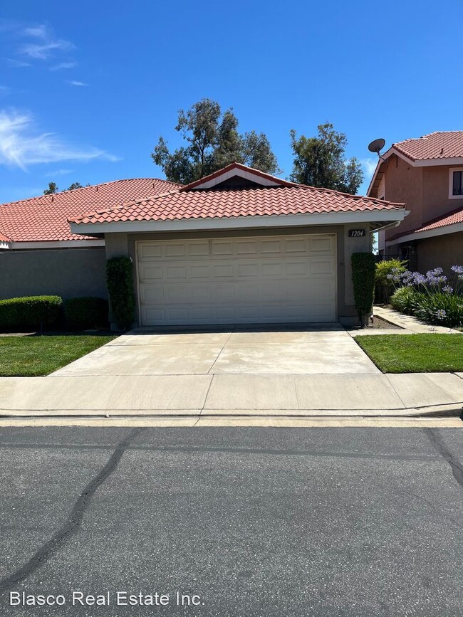 Building Photo - 3 br, 2 bath House - 1204 Winged Foot Drive
