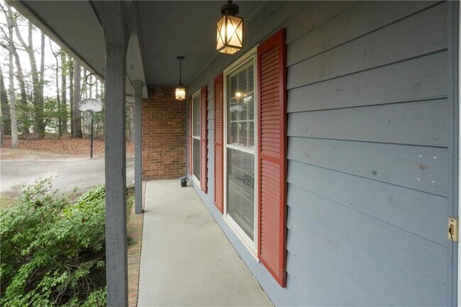Foto del edificio - 1802 Driftwood Pl