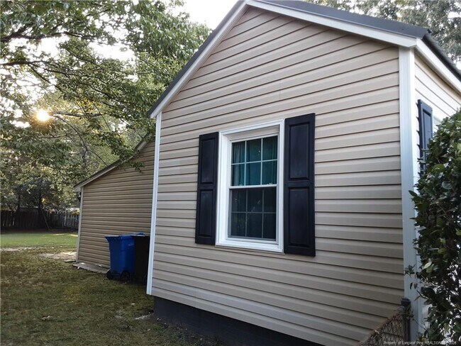 Foto del edificio - 207 Willborough Ave