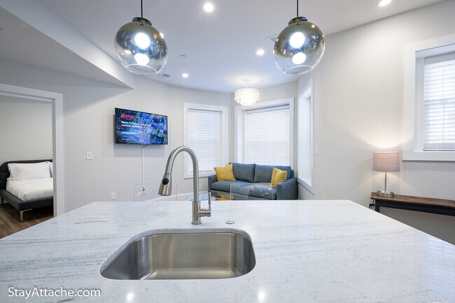 Building Photo - 1455 W Street NW Unit 3, Washington, DC 20009
