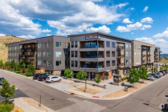 Building Photo - Aurum