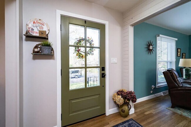 Foto del edificio - Gorgeous, large Home in Indian Hill Schools