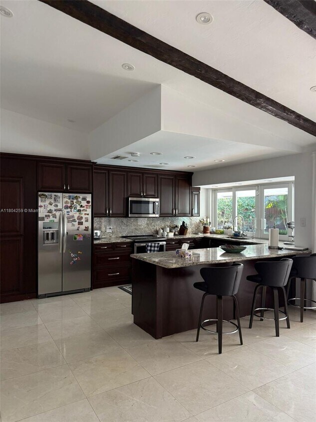 Foto principal - 3520 N 32nd Ter