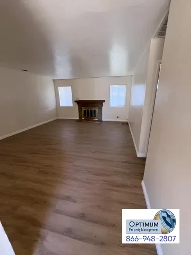 Building Photo - Charming 3-Bedroom, 2 Bathroom Home with Bonus Room