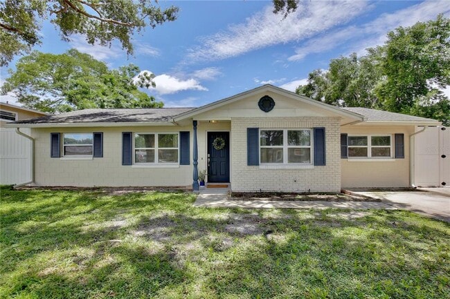 Building Photo - 5719 Clearview Dr