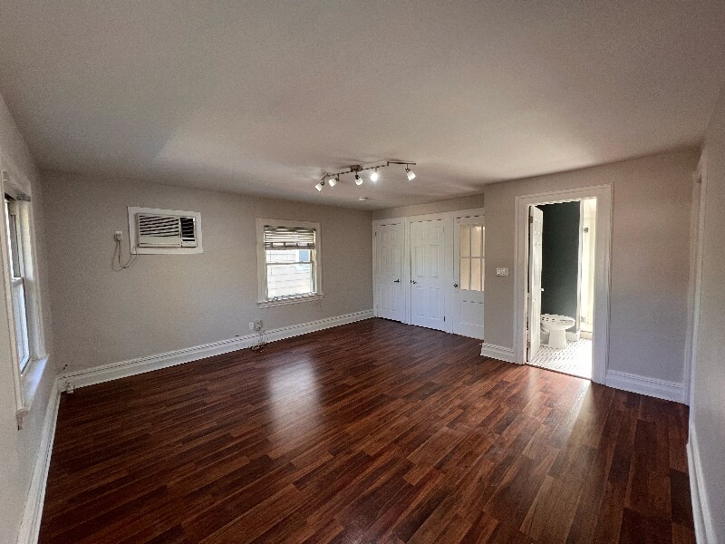 247 Carmita Ave Unit 2, Rutherford, NJ 07070 Room for Rent in