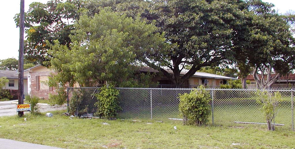 Alternate View - 841 SW 10th St