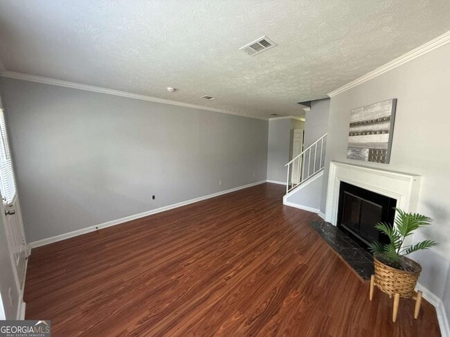 Foto del edificio - 6636 Witherington Ct NW