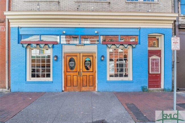 Foto del edificio - 311 W Congress St