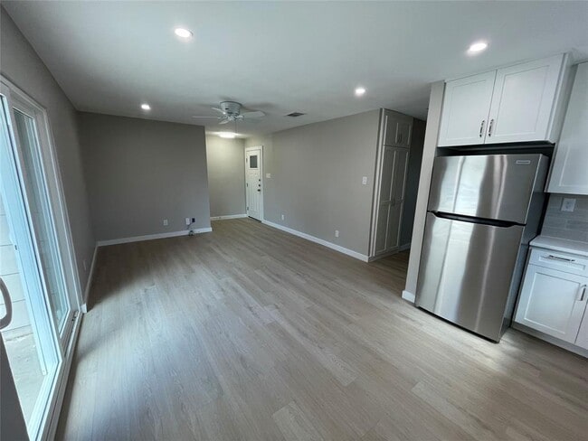 Foto del edificio - 5404 Lishill Cove