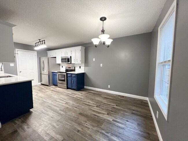 Building Photo - 3848 Yeager Ct