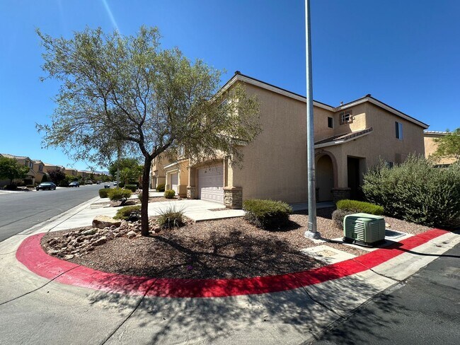 Building Photo - 9022 Wine Cellar Ave