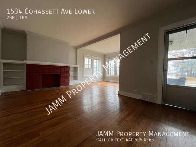 Foto del edificio - Beautiful 2-Bedroom Duplex unit in desirab...