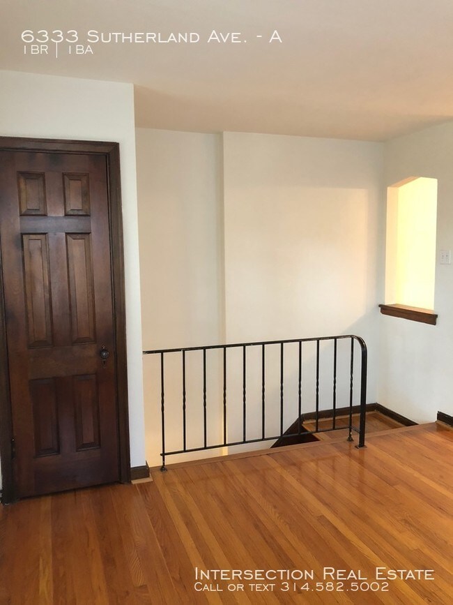 Foto del edificio - Classic St. Louis Hills 1bd/1ba Apartment