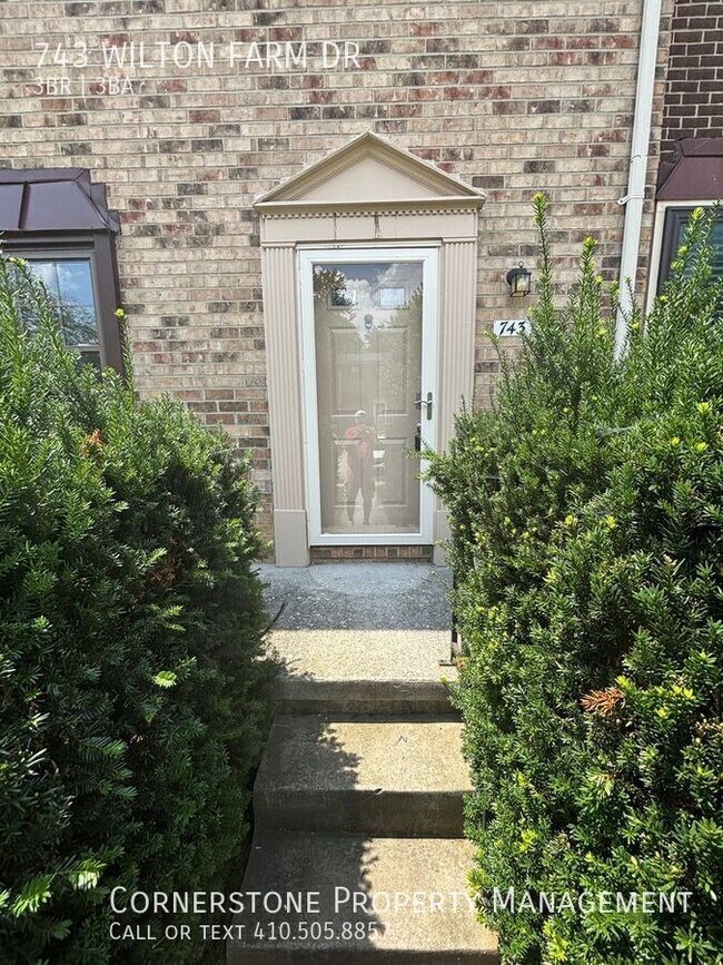 Foto del edificio - 743 Wilton Farm Dr