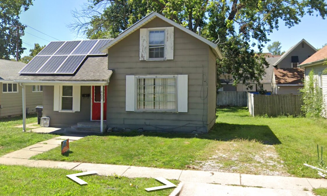 Building Photo - 402 N Niles Ave