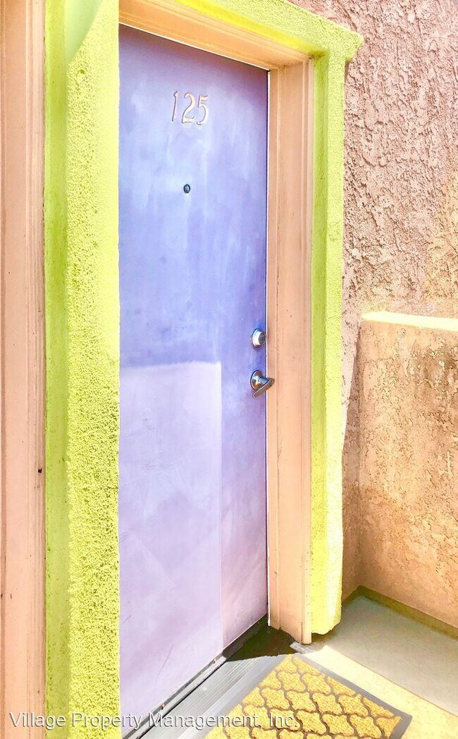 Foto del edificio - 1 br, 1 bath House - 125 East Alvarado Street