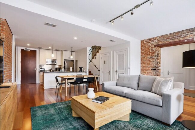 Foto del edificio - 822 Perdido St