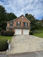 Building Photo - 1221 Oak Knoll Ct