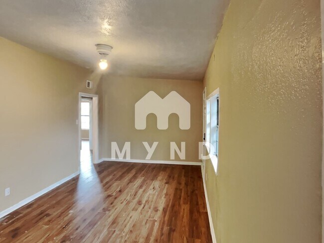 Building Photo - 4809 Jo Ann