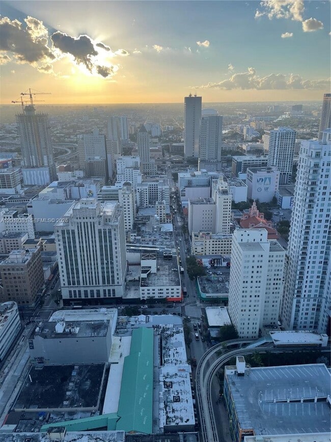 Foto del edificio - 50 Biscayne Blvd