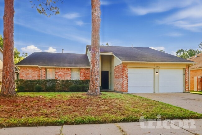 Building Photo - 3206 Sedgeborough Dr