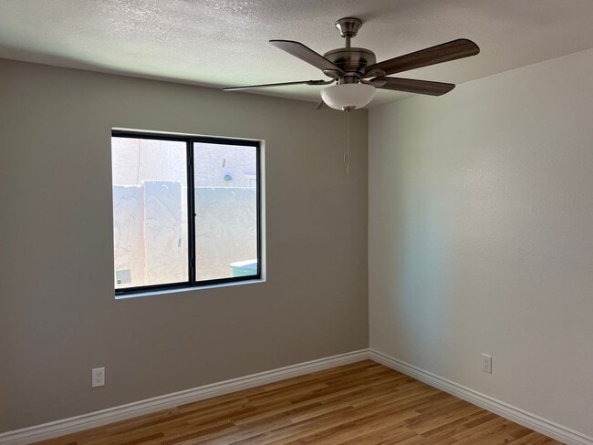 Foto del edificio - Tempe Home For Rent